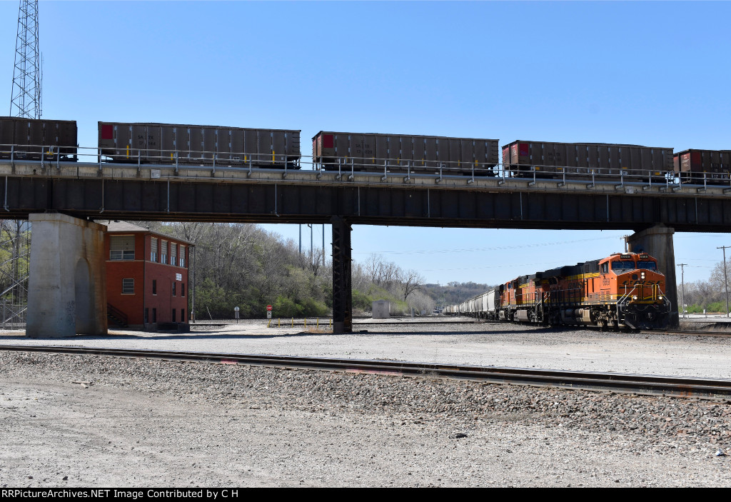 BNSF 6669/5353/6350